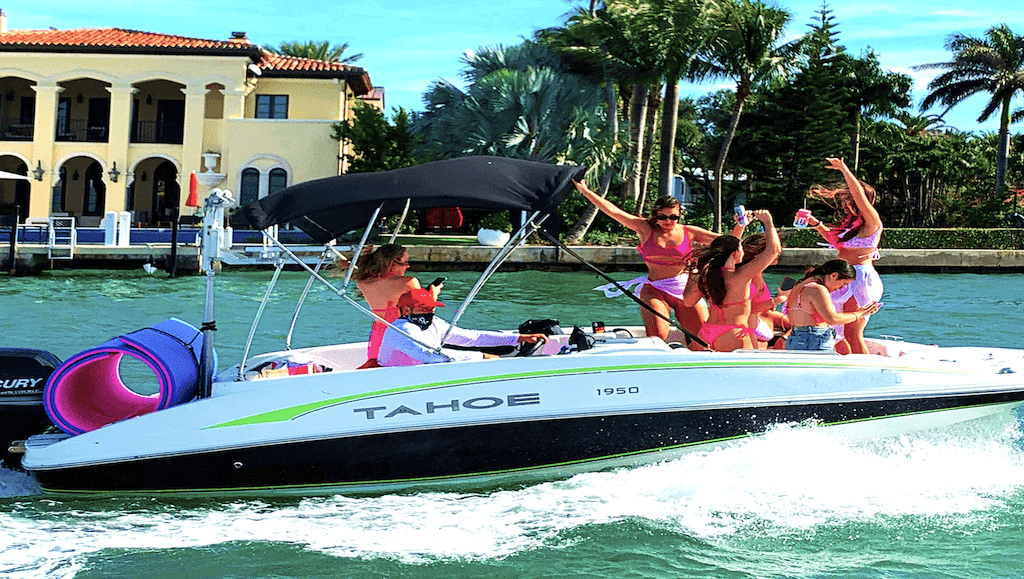 Get Your Feet Wet: The Best Boat Rental Services In Miami, Fl!
