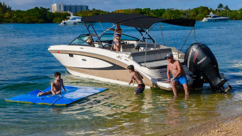 Aquarius Is The Best Boat Rental Company In Miami