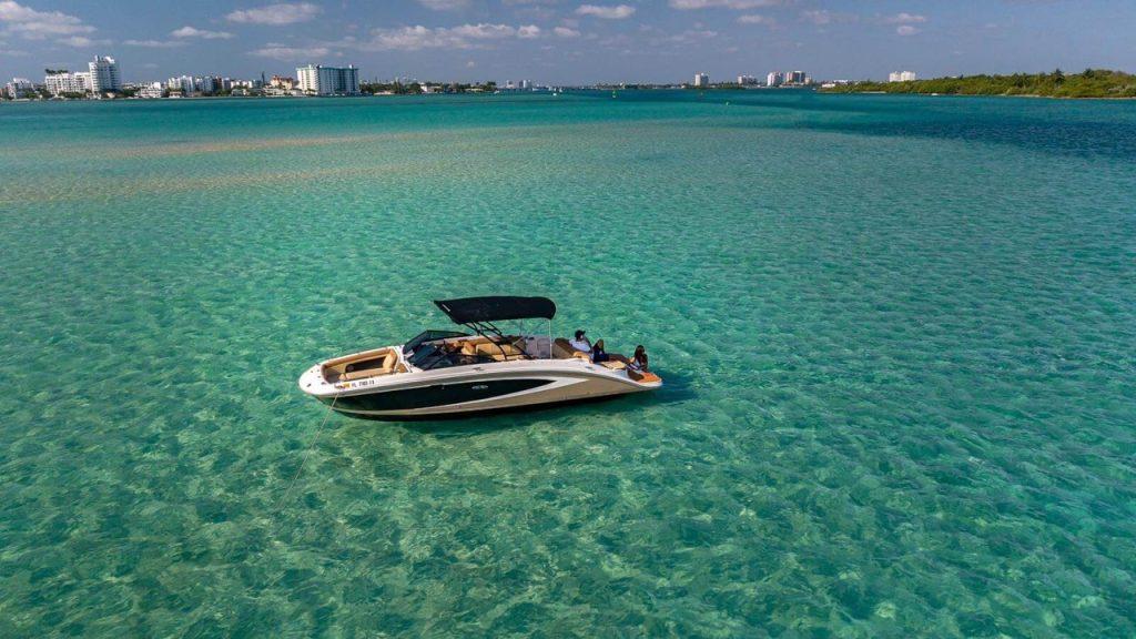 Pamper Yourself On Luxury Miami Boat Rentals