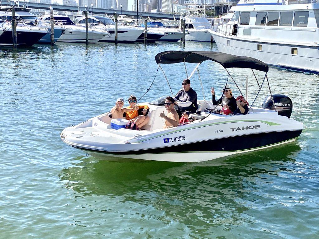 Are You Looking For The Best Miami Boat Rental Experience?