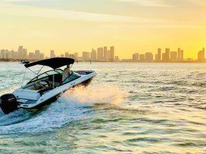 luxury boat rental pictures