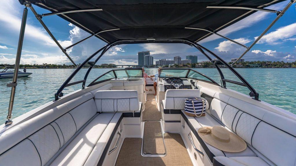 Luxury yacht charters Miami Beach, Aquarius Boat Rentals