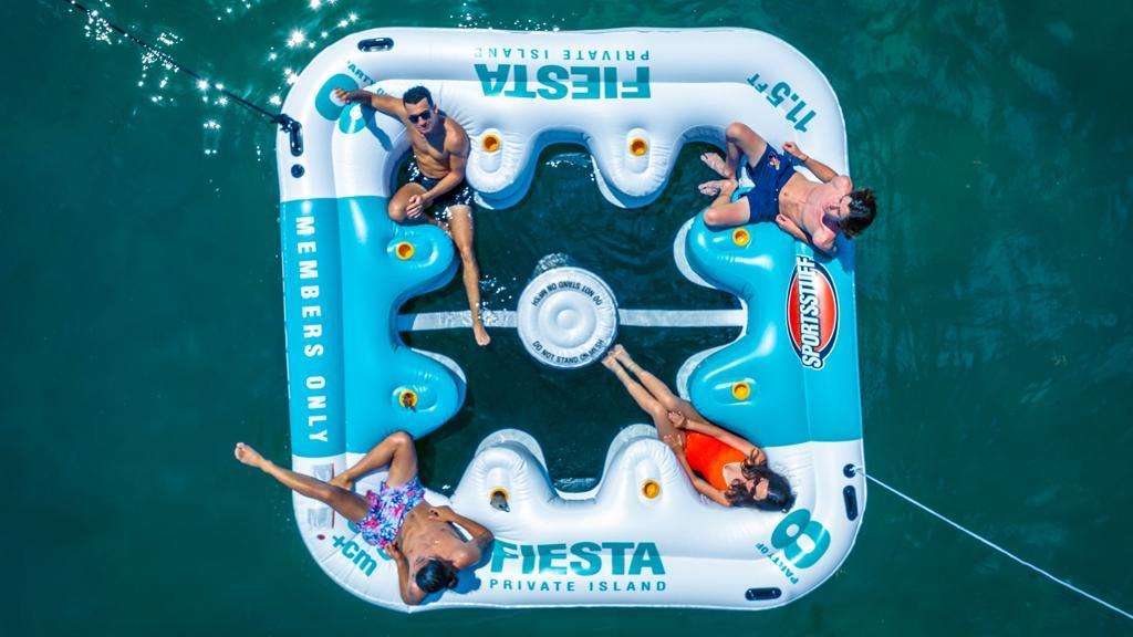 Make A Splash: Boat Rental For Birthday Parties In Miami