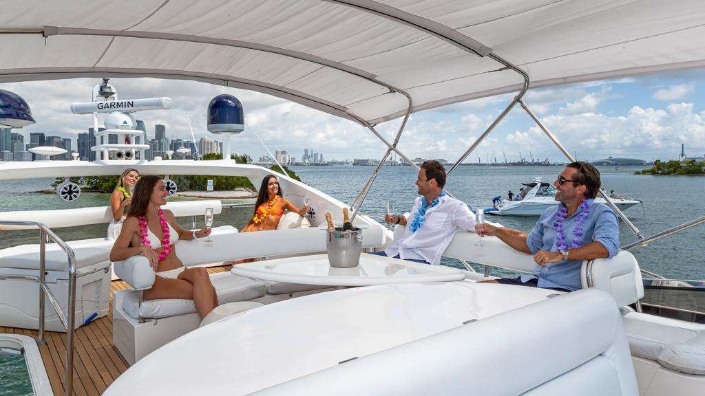 miami-rent-a-yacht-21
