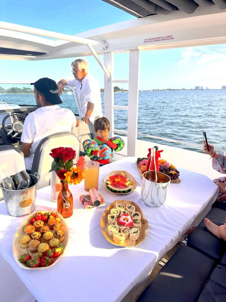 Luxury Boat Rentals With Captain