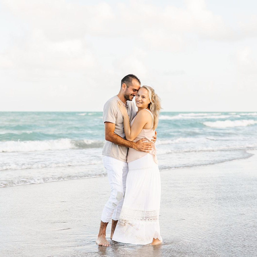 Plan A Wedding Proposal In Miami With A Splash Renting A Boat!